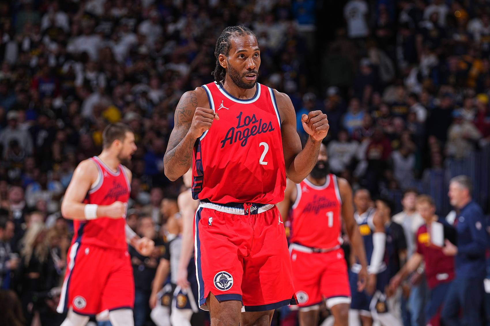 NBA球员力挺保羅(luó)没罪，步行者交易祖巴茨，快船交易小波(bō)特？
